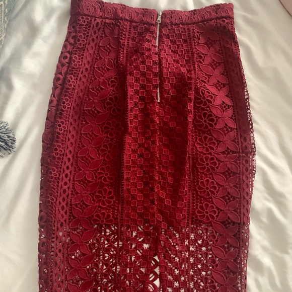 FLORAL LACE MIDI SKIRT - Picture 4 of 4